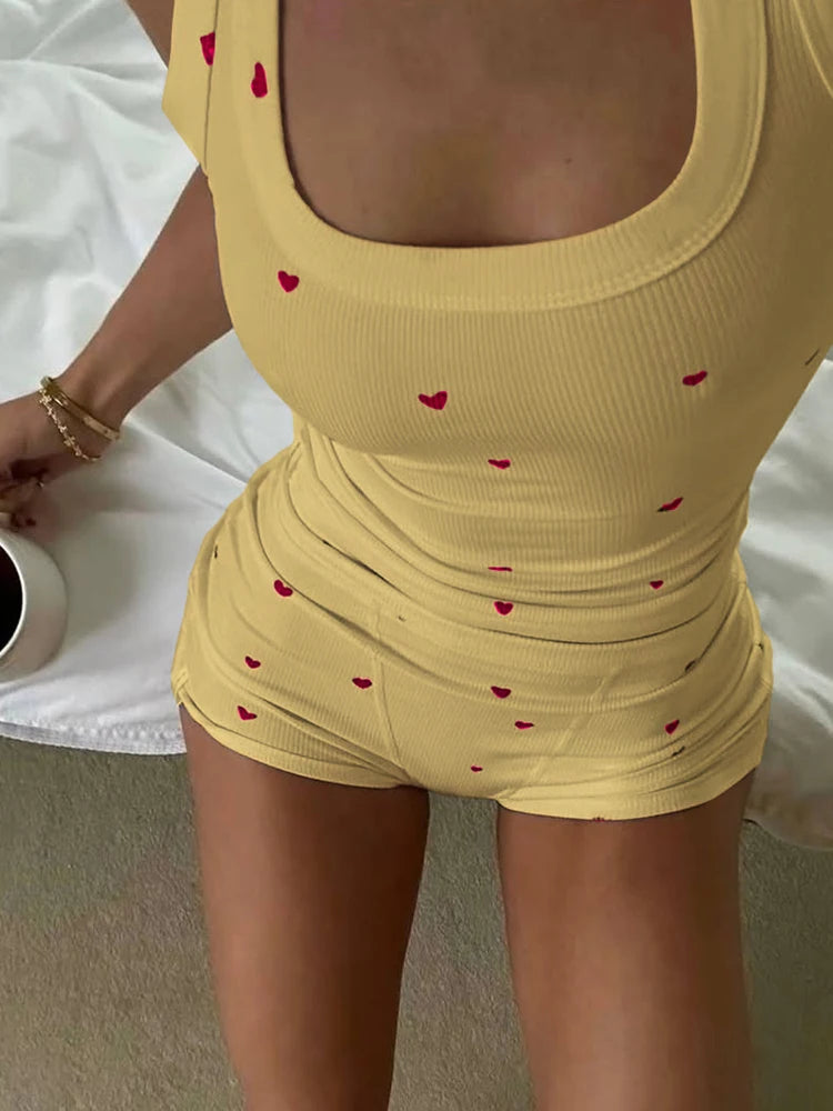 Comtable Heart Print Two Piece Set Square Collar Sleeveless Crop Top Stretch Shorts