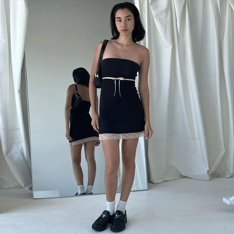 Black Lace Patchwork Mini Dress Shiny Wrapped Chest Body-shaping