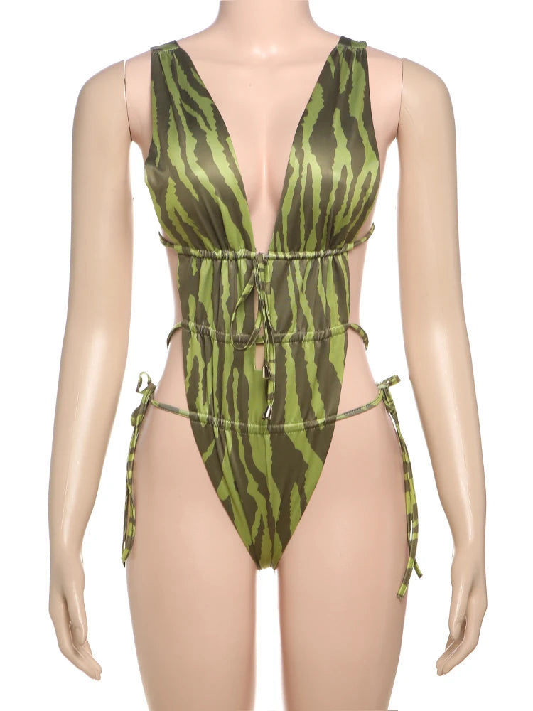Green Hollow V Neck Backlessss Two Piece Set