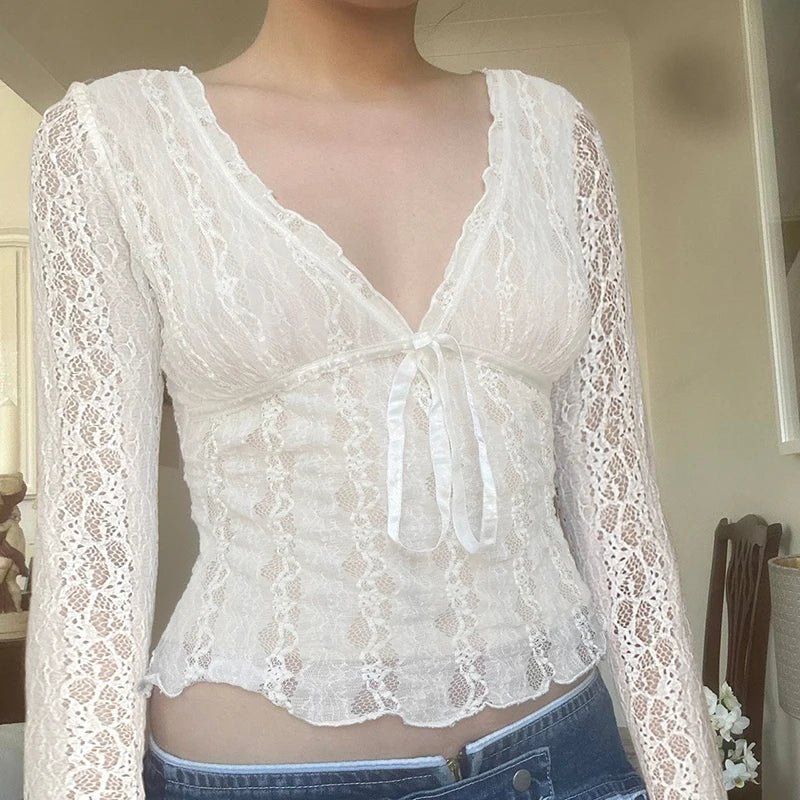 V-neck Lace Slim Tee Shirts Long Sleeves See-through Retro