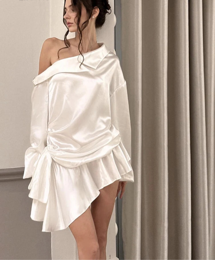 Above Knee Mini Dress Looe Long Sleeve Diagonal Collar