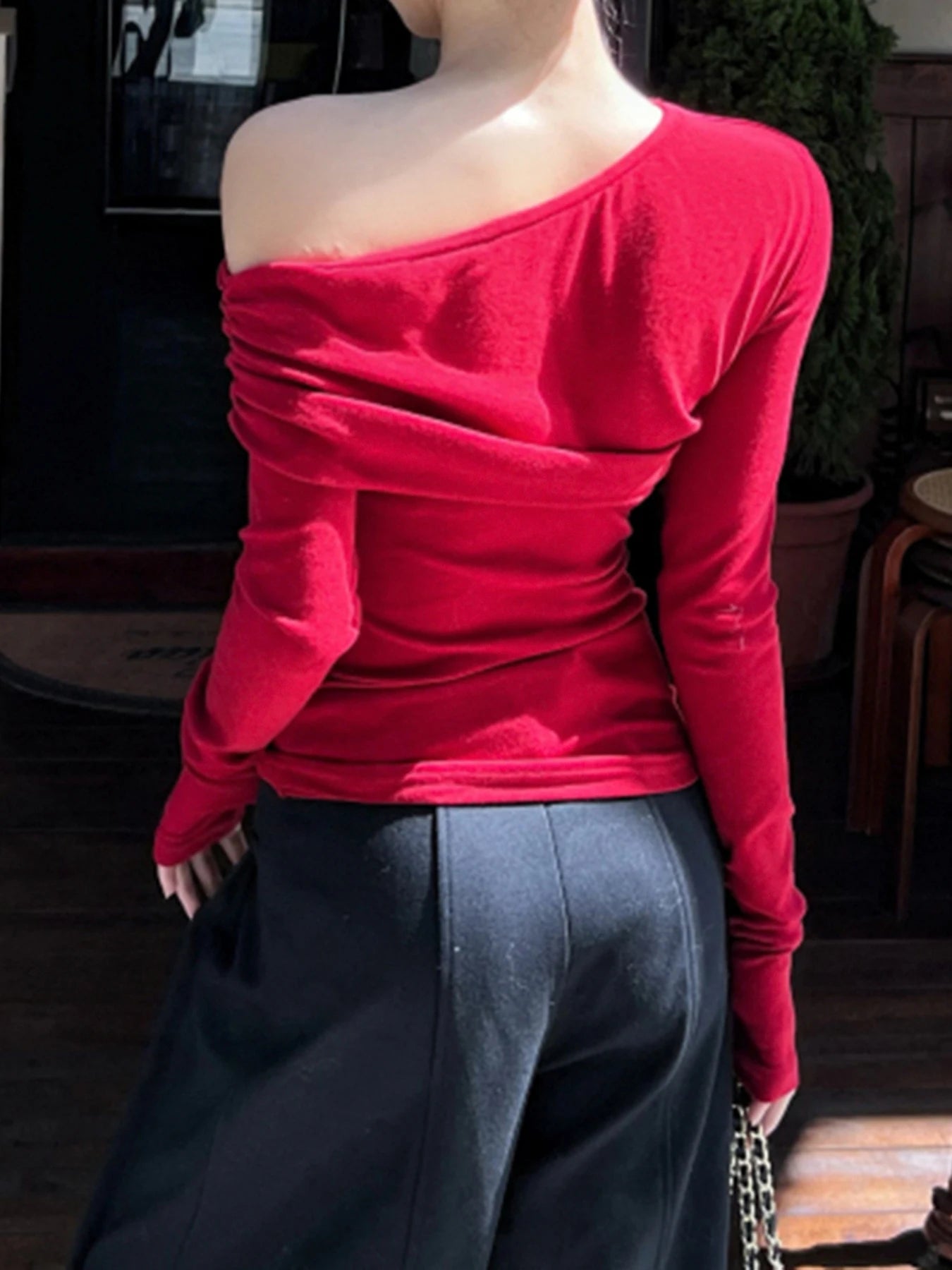 Asymmetrical Top Long Sleeved ing