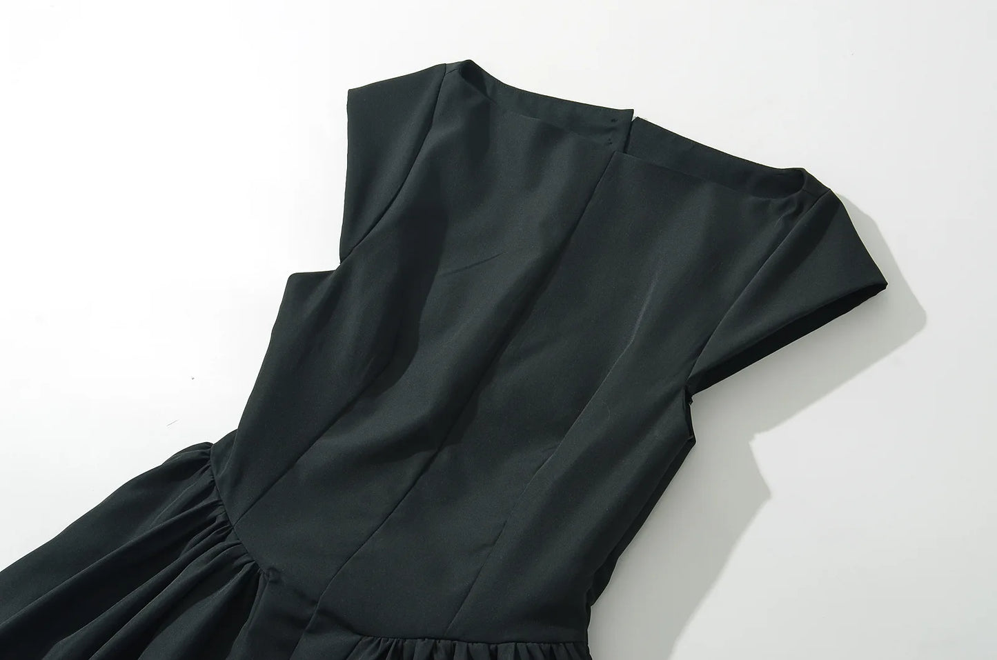 French Backless Sleeveless Pleated Slim Fit Vest Dress for