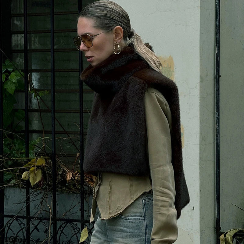 Half Turtleneck Furry Sleevele Top Patchwork Short Section Pullover Top