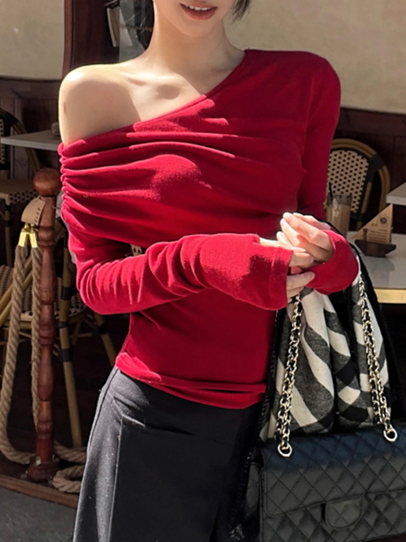 Asymmetrical Top Long Sleeved ing