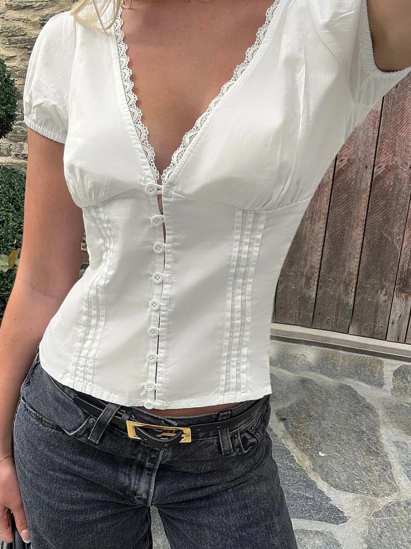 White Lace Slim Short Sleeves Top