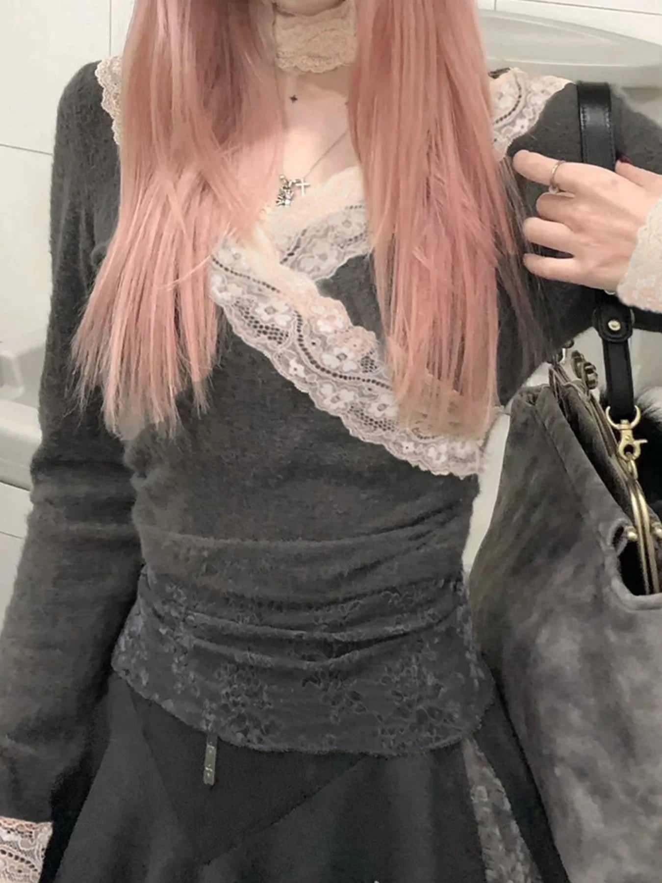 V-neck Slim Top Lace Patchwork Floral Tee Shirts 's