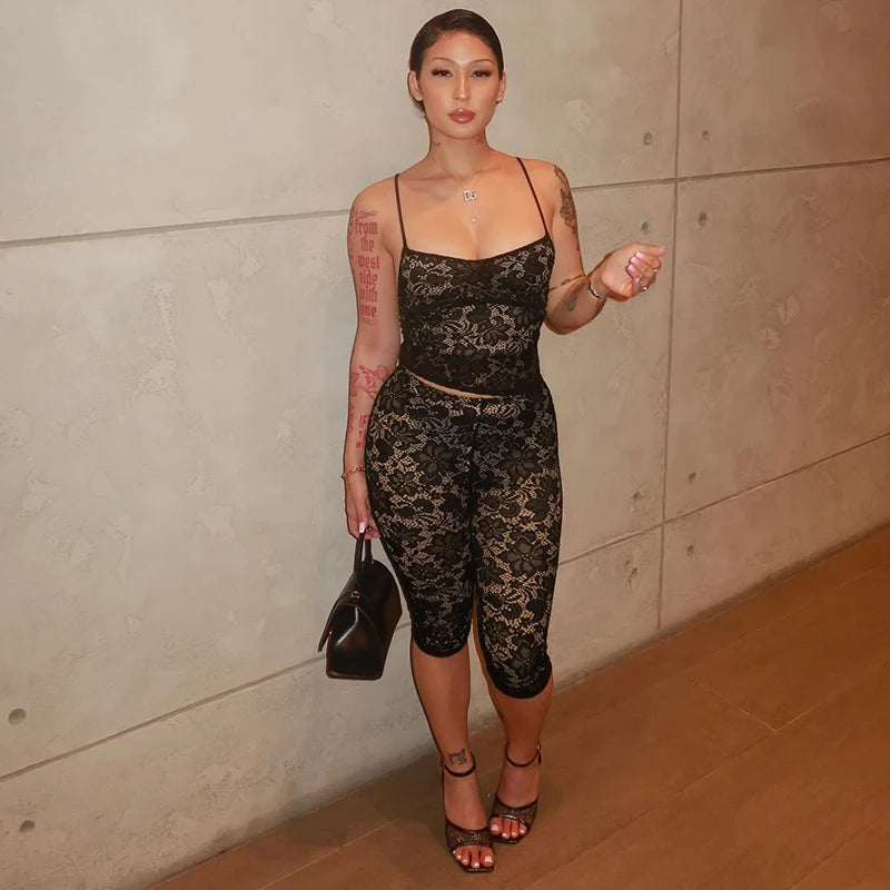 Lace See-Through Backless Elastic Waist Tight Five Pants Set Lace Halter Top Hip Lifting Pants Two-Piece Set