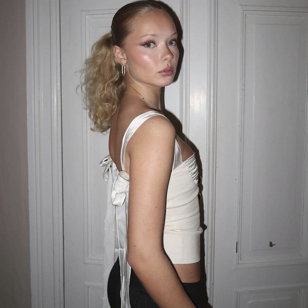 Bow Shoulder Strap Midriff-baring Top