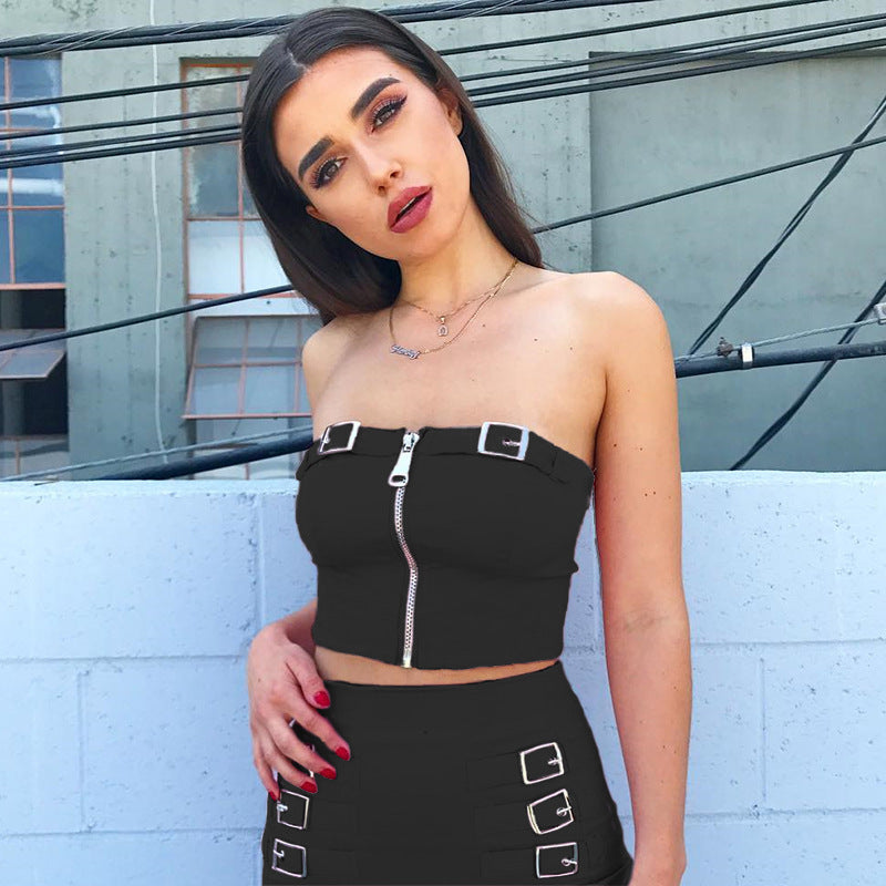 Small vest with lacing and zipper