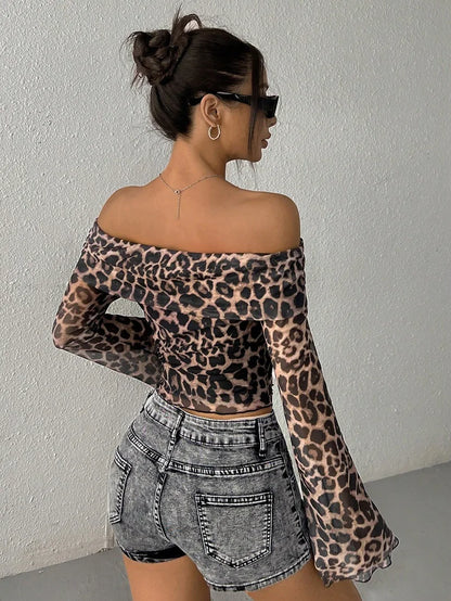 Leopard Print Long Sleeve Mesh Ruched Slim Crop Top