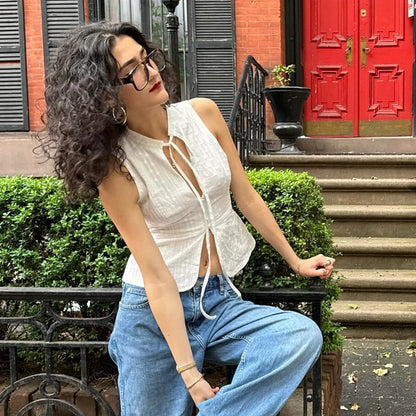 White Sleeveless Slim Vest