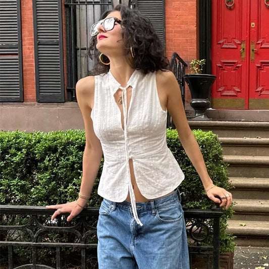 White Sleeveless Slim Vest