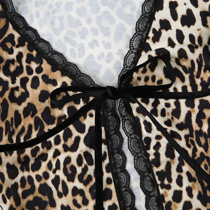 Leopard Print Lace Trim V-Neck Slim Fit Top