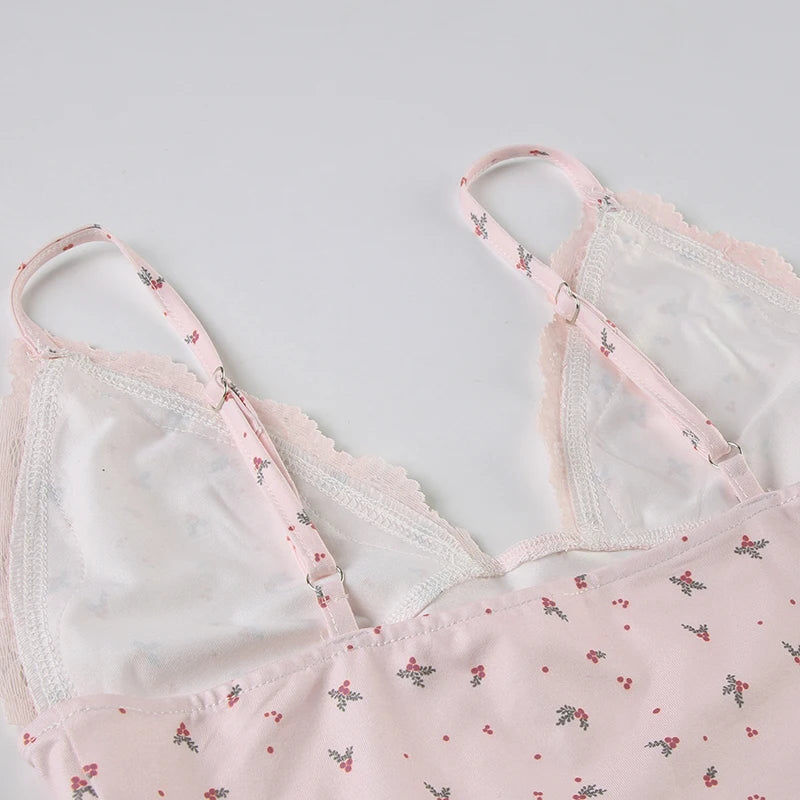 Floral Lace Patchwork Two-piece Set Pink Sleeveless Camisoles and Slim Shorts